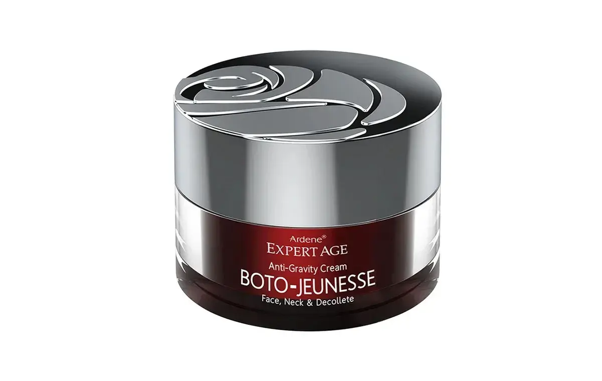 Anti -wrinkle cream and anti -drooping