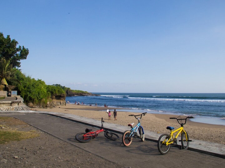 Kedungu (Kedungu) of the best riders for surfing in Bali