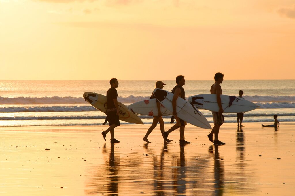 Observe these tips in surfing