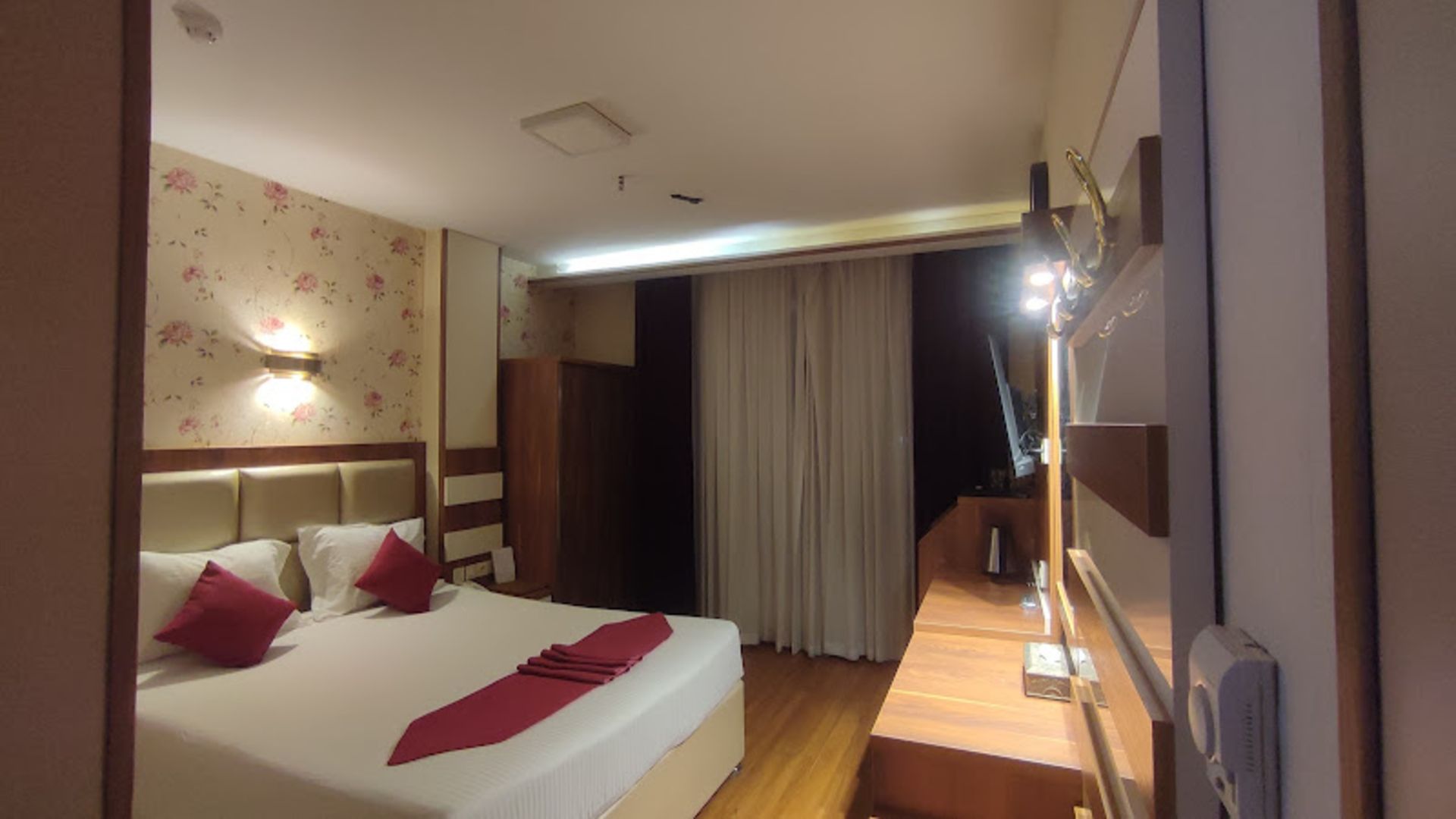 Double room of the Amatis Hotel