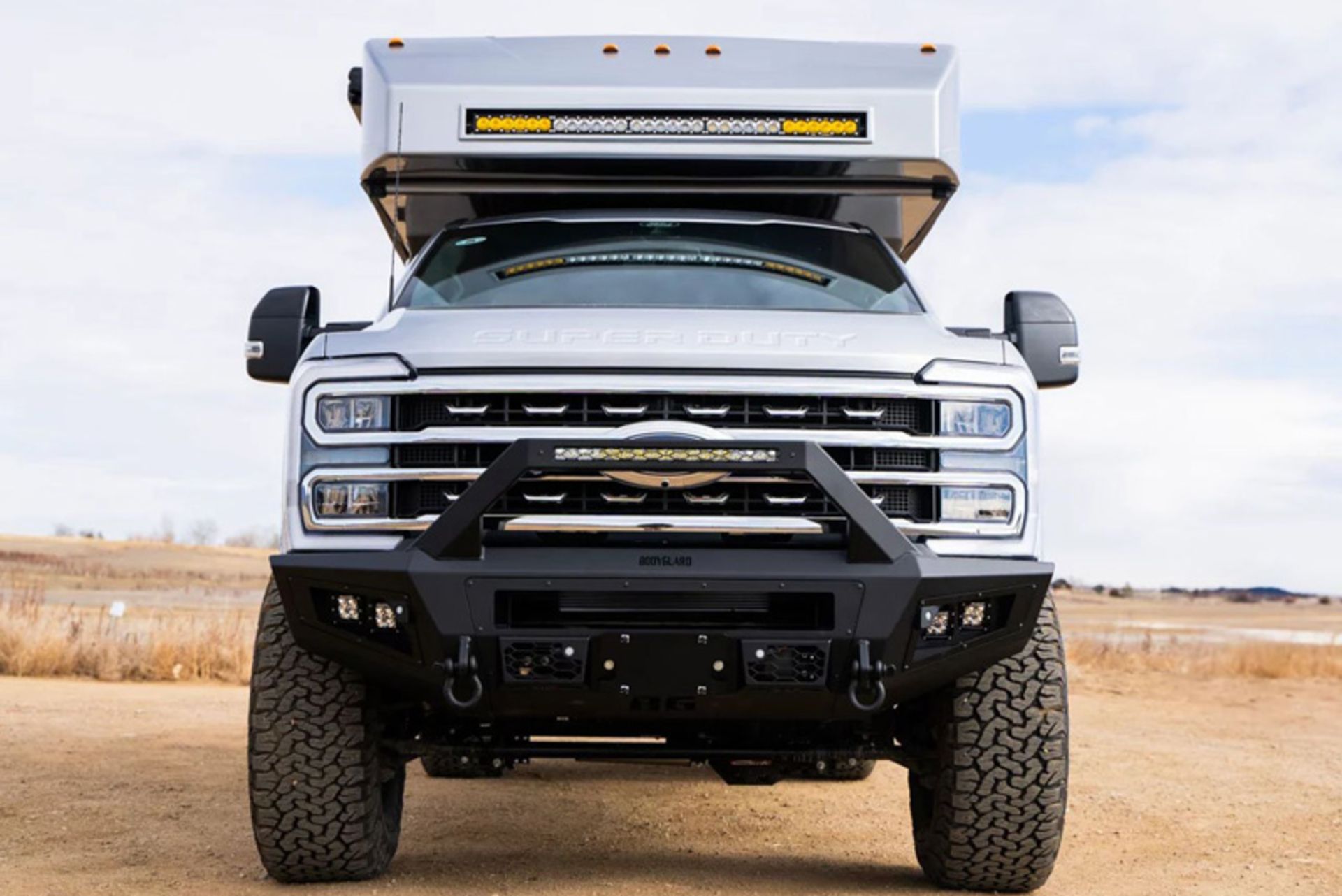 Camper Aphrod's front view