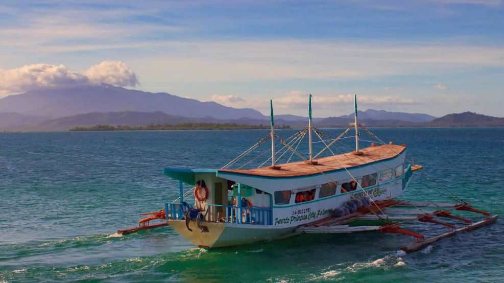 Access to the Palavan Islands