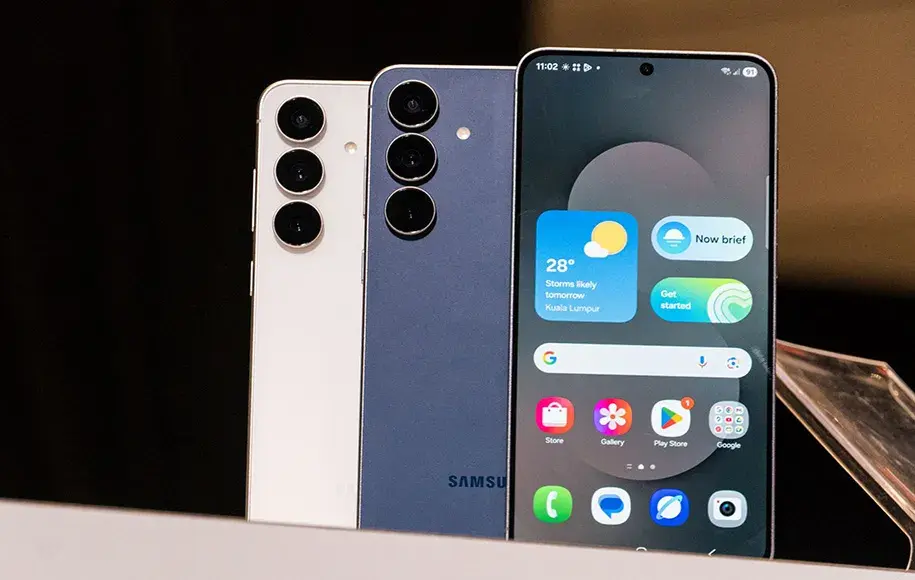 Compare Galaxy S25 Fe with S24 Fe