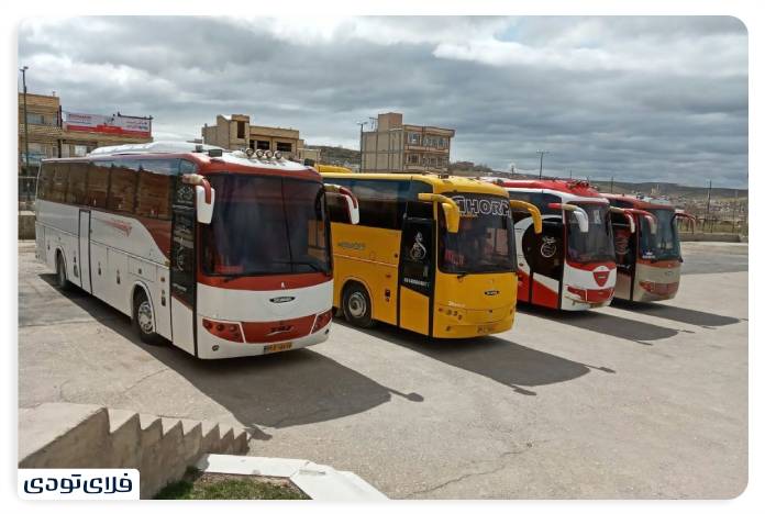 Traveling from Tehran to Isfahan by bus