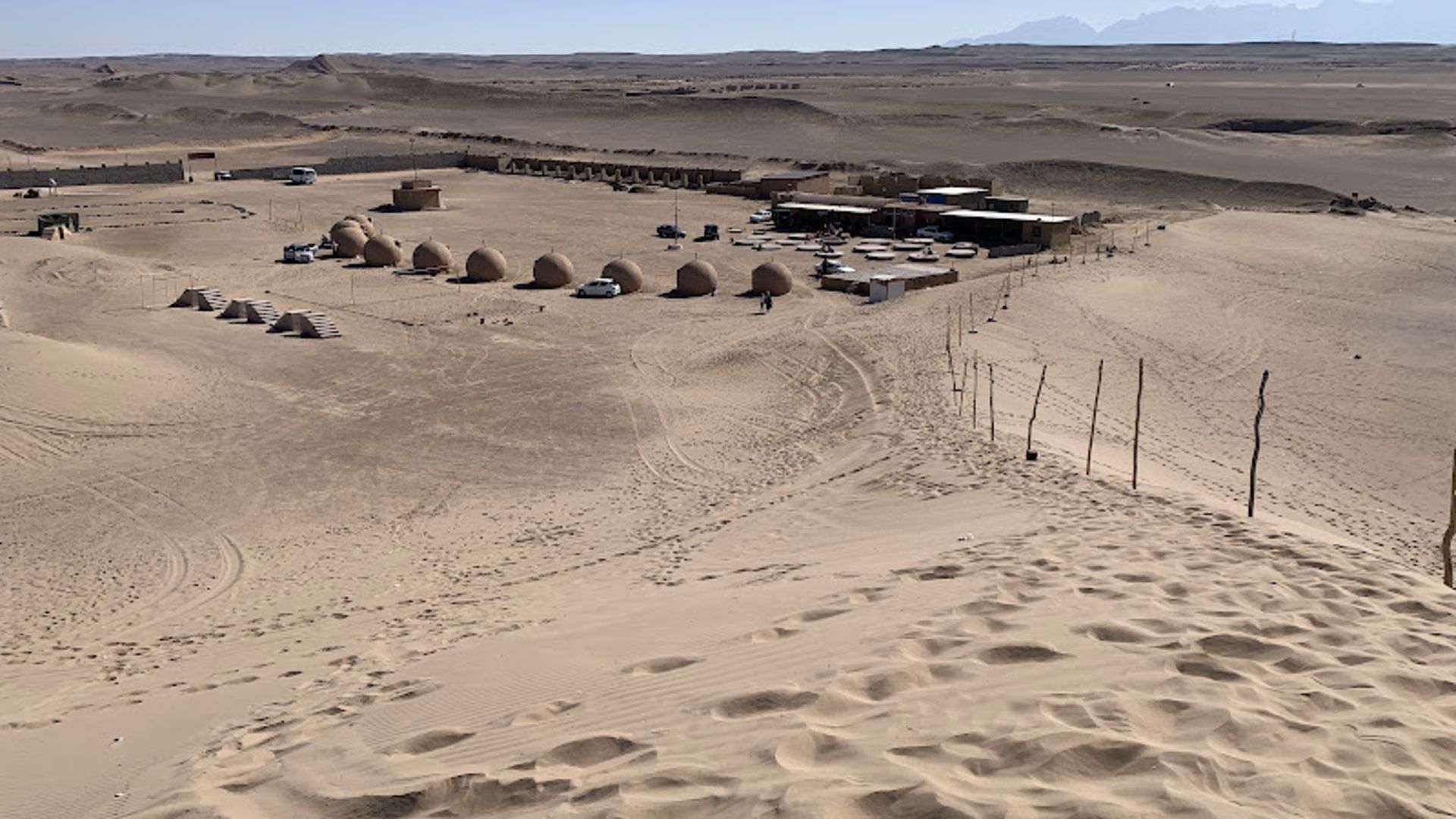 Hubs in the rainy desert camp