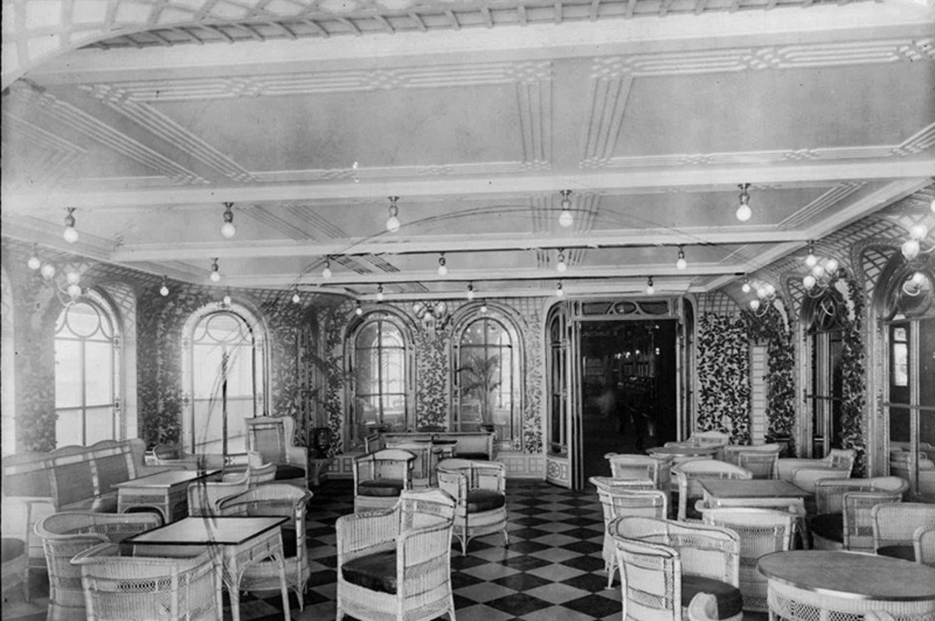 Waranda's interior design on the Titanic ship