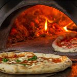 Baking Italian pizza in tenor