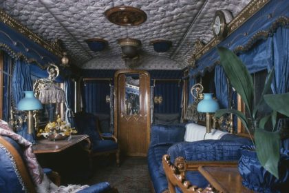 Victoria's wagon furniture