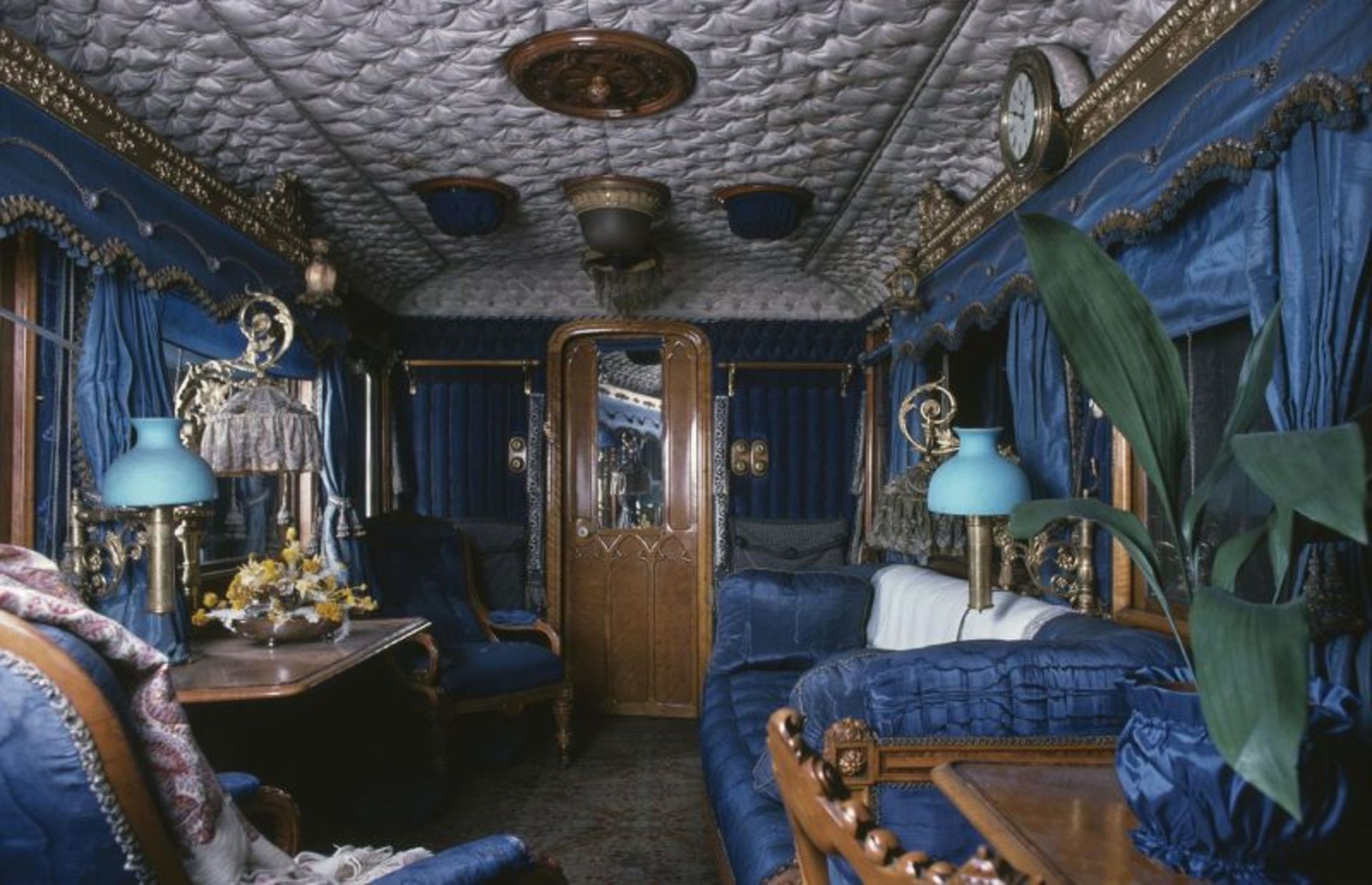 Victoria's wagon furniture