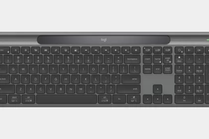 Logitech's new solar keyboard: It lasts in the absolute darkness for 6 months! - Digino