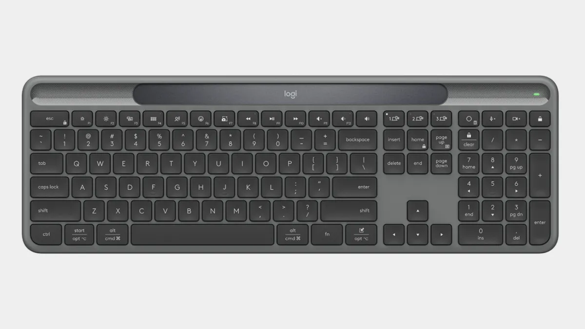 Logitech's new solar keyboard: It lasts in the absolute darkness for 6 months! - Digino