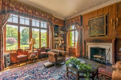 The interior of Renamor Mansion