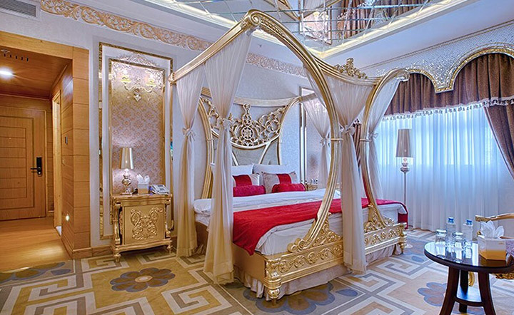 The most expensive and luxurious hotels in Iran