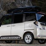 Toyota Roman mini -van -based side view