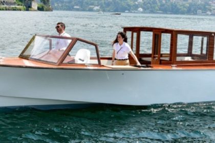 Boat by boat by Waporina on the lake