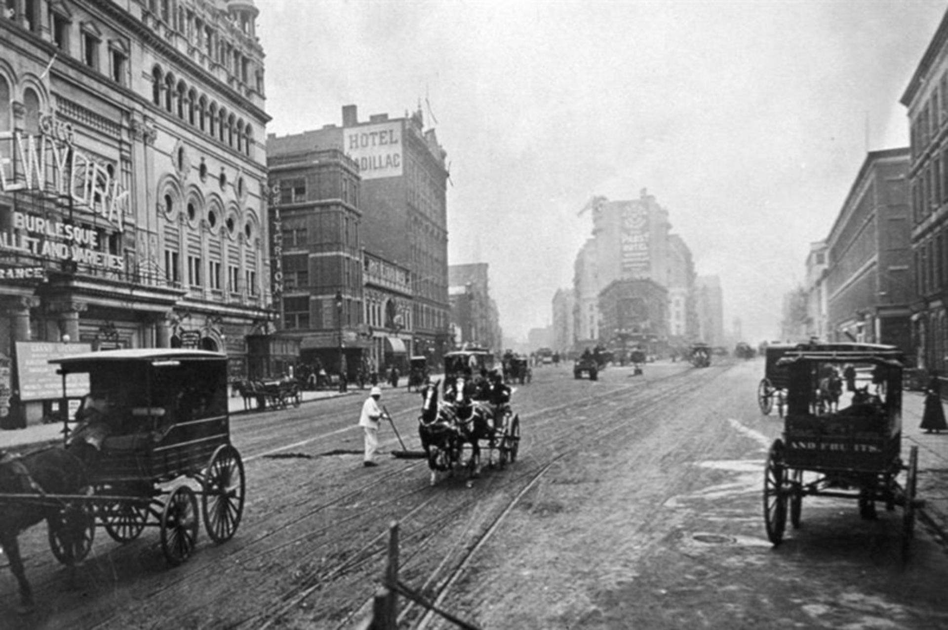 Old photo of drum traffic in New York Times Square
