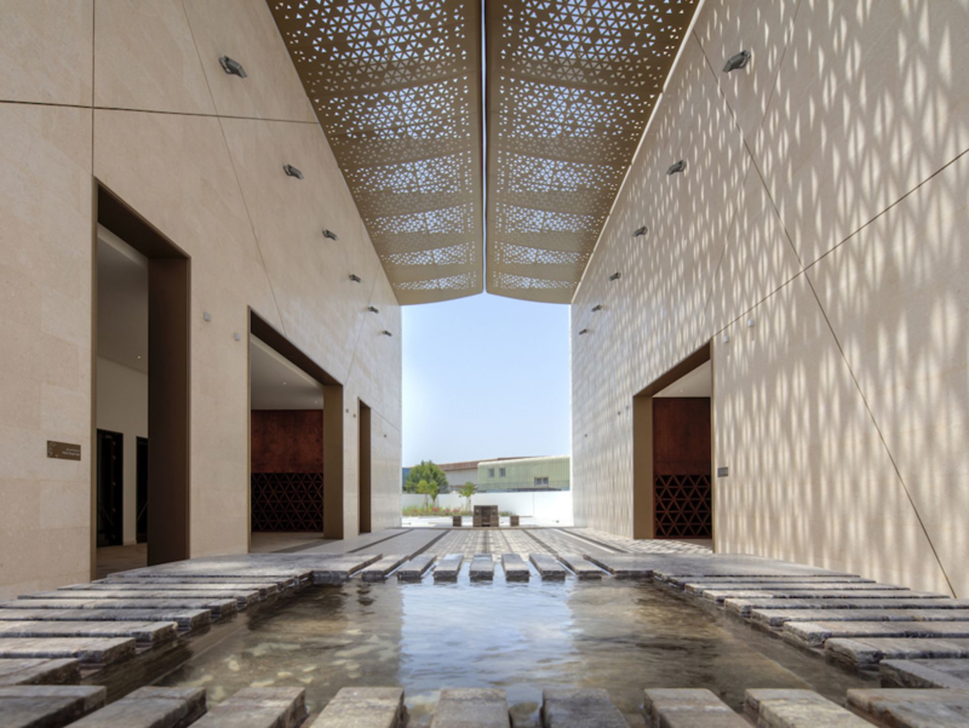 Indoor space of Dubai Noor Mosque