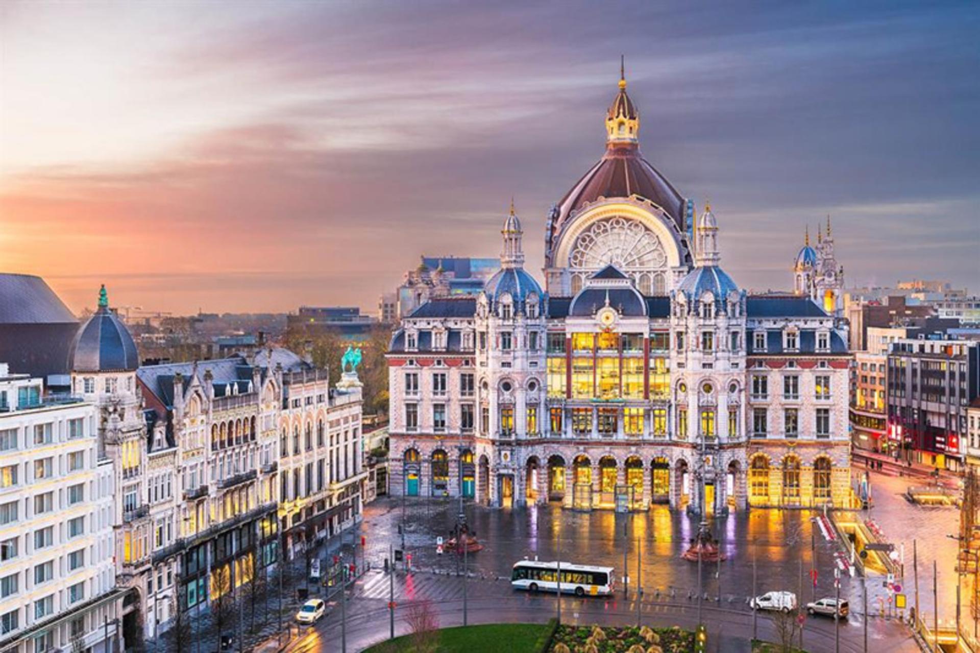 Photo by Antwerp Station