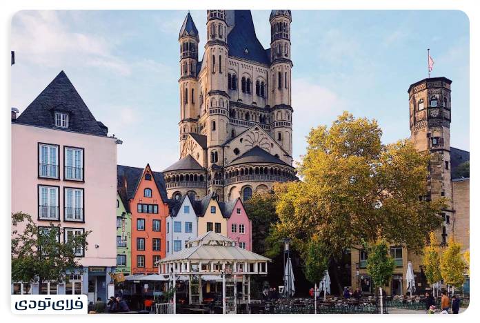 The field and the fish market