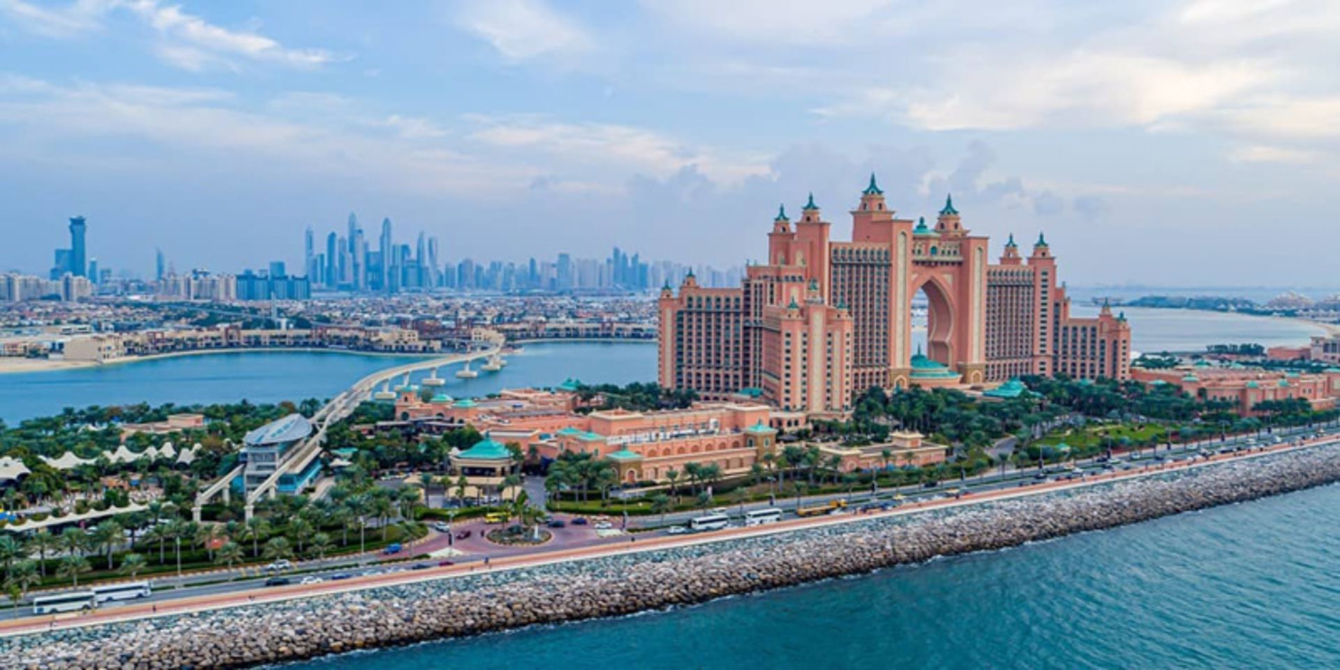 Atlantis Palm Hotel Pink Building on Dubai Beach