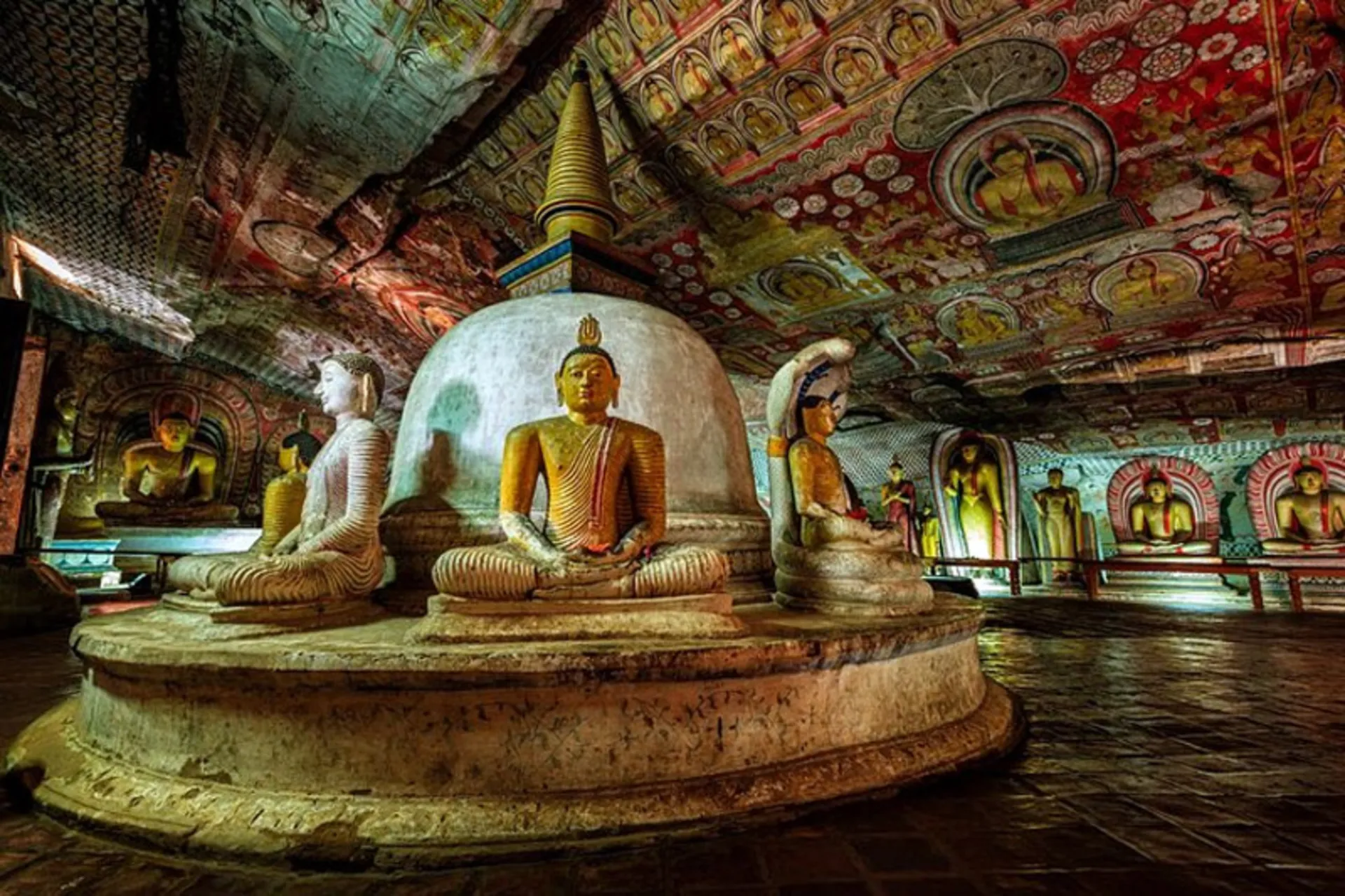 Temple sculptures in Sri Lanka