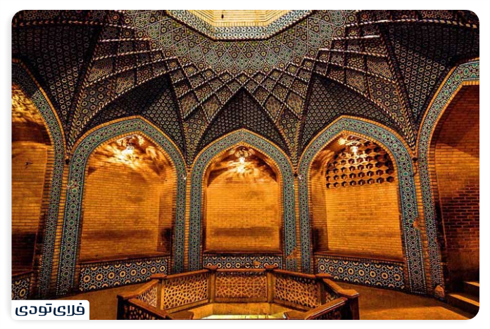 Saadi Tomb Sadia Shiraz fish pond