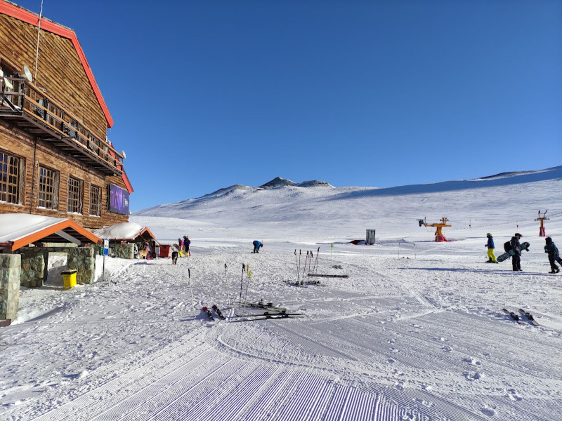 Ski resort at Haft cable car station