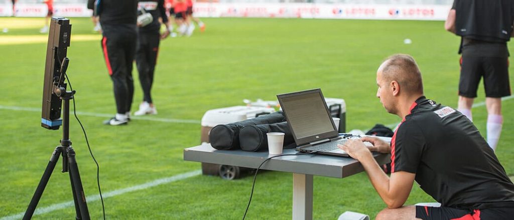 Football-data-analytics-1024x439 5 technologies that revolutionized football - diginoy