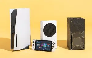 Expensiveness and growing age of players; Are game consoles in trouble?