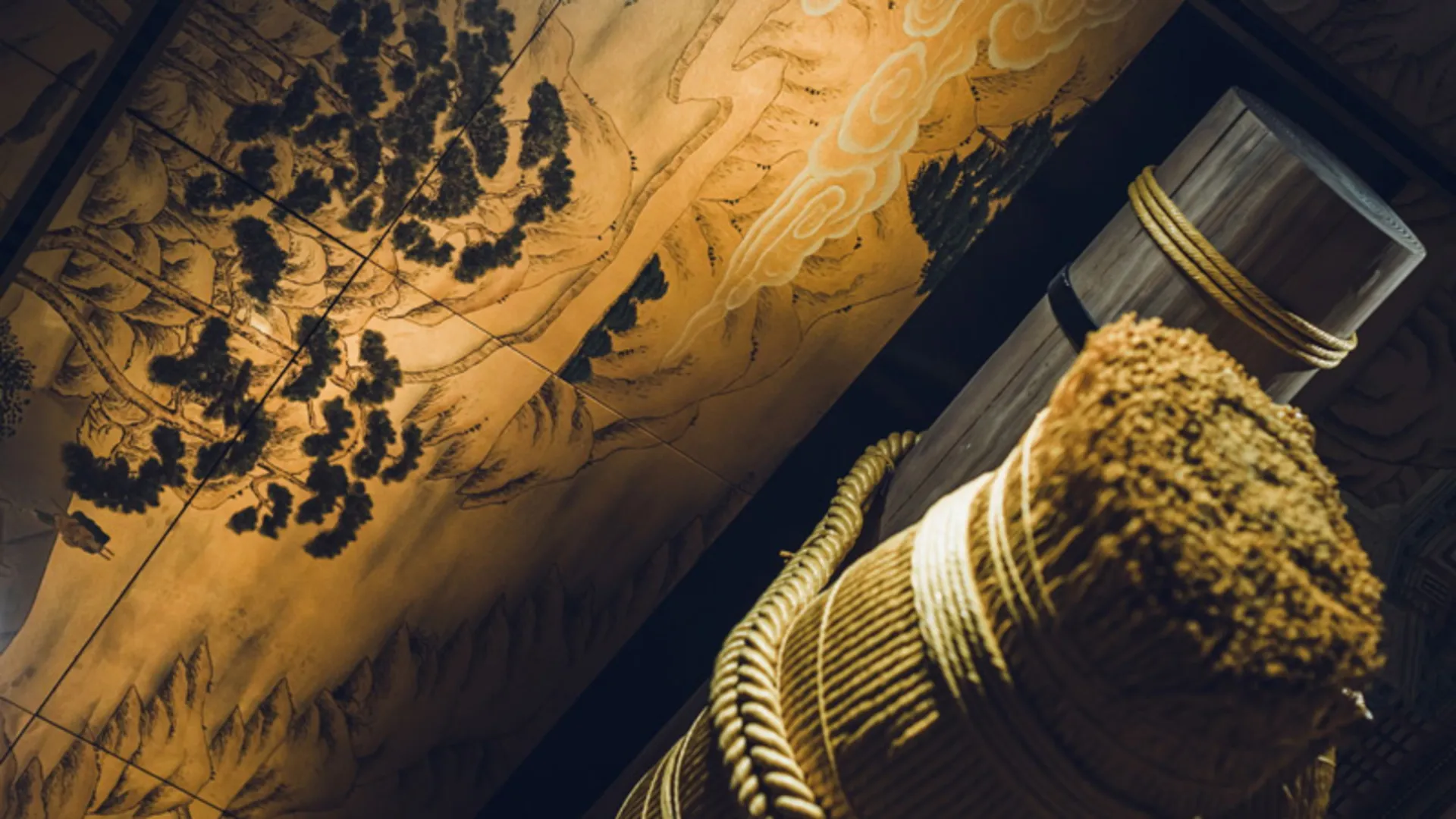 Japanese decorations at Strafire restaurant in Abu Dhabi