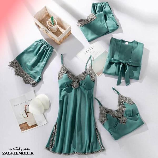 Full set of fancy satin pajamas