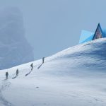Hikers heading to Skyley Prefab Hut