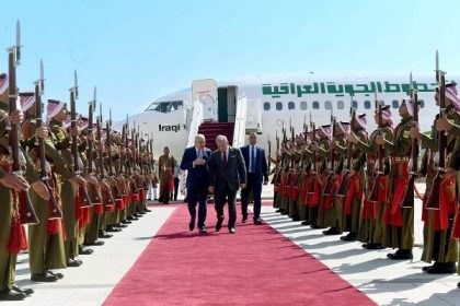 Abdul Latif Rashid's trip to Amman; The king of Jordan warmly welcomed the president of Iraq