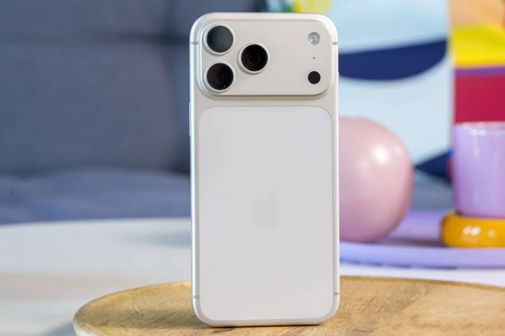 Examining the price and cost of the iPhone 17 registry in Iran