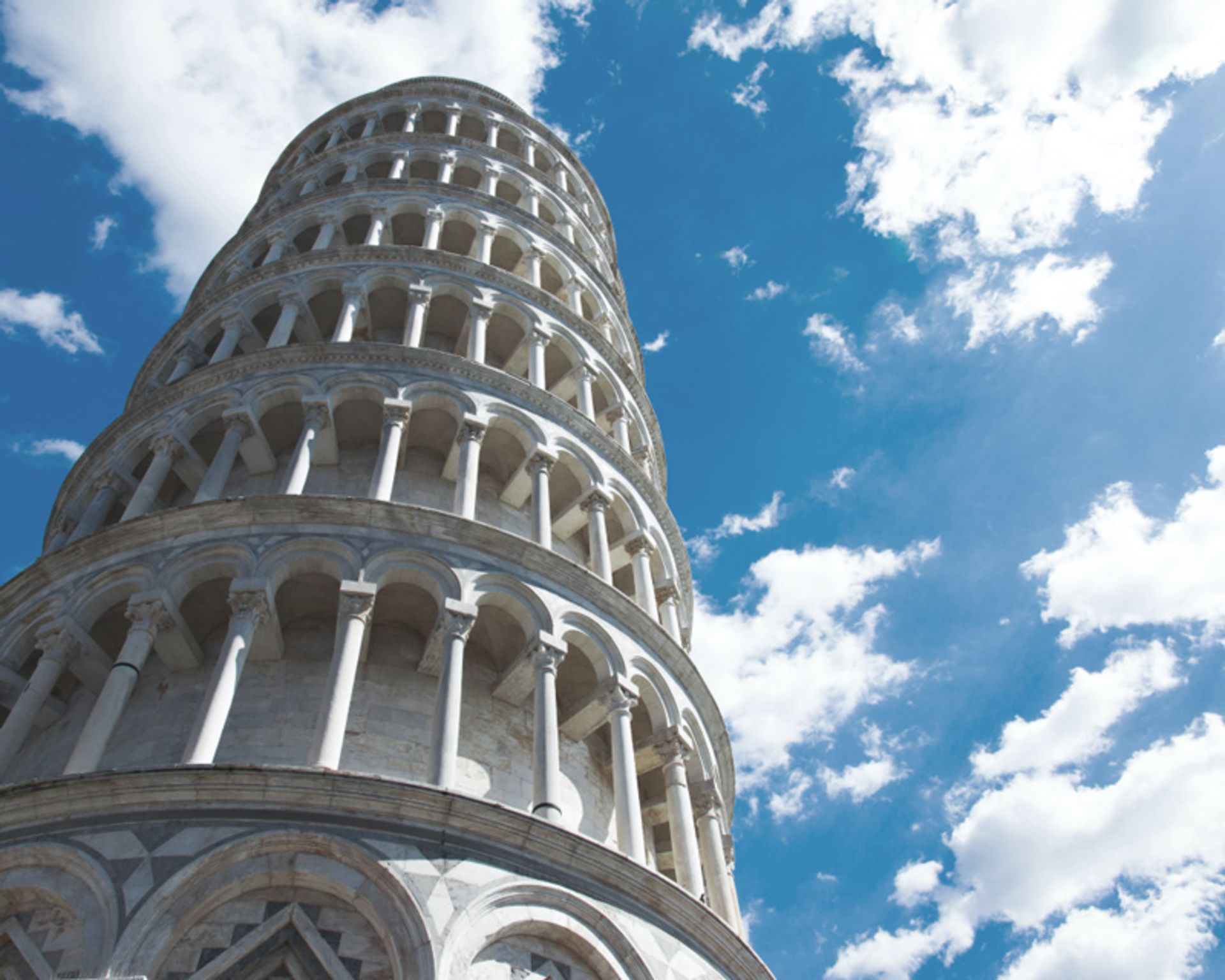 Pisa tower and blue sky