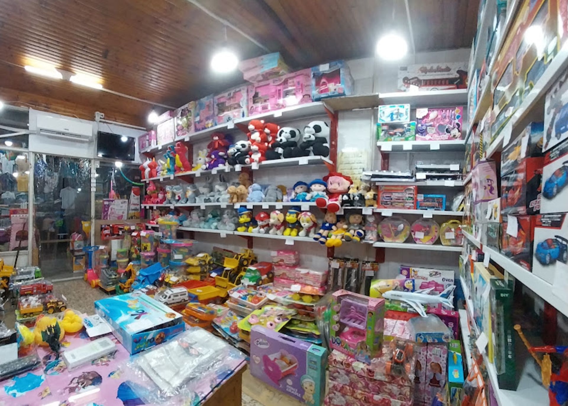 Toy shop in Noor Astara market