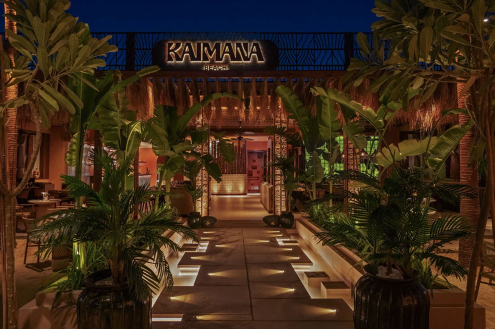 Exclusive entrance to Kaimana Dubai restaurant