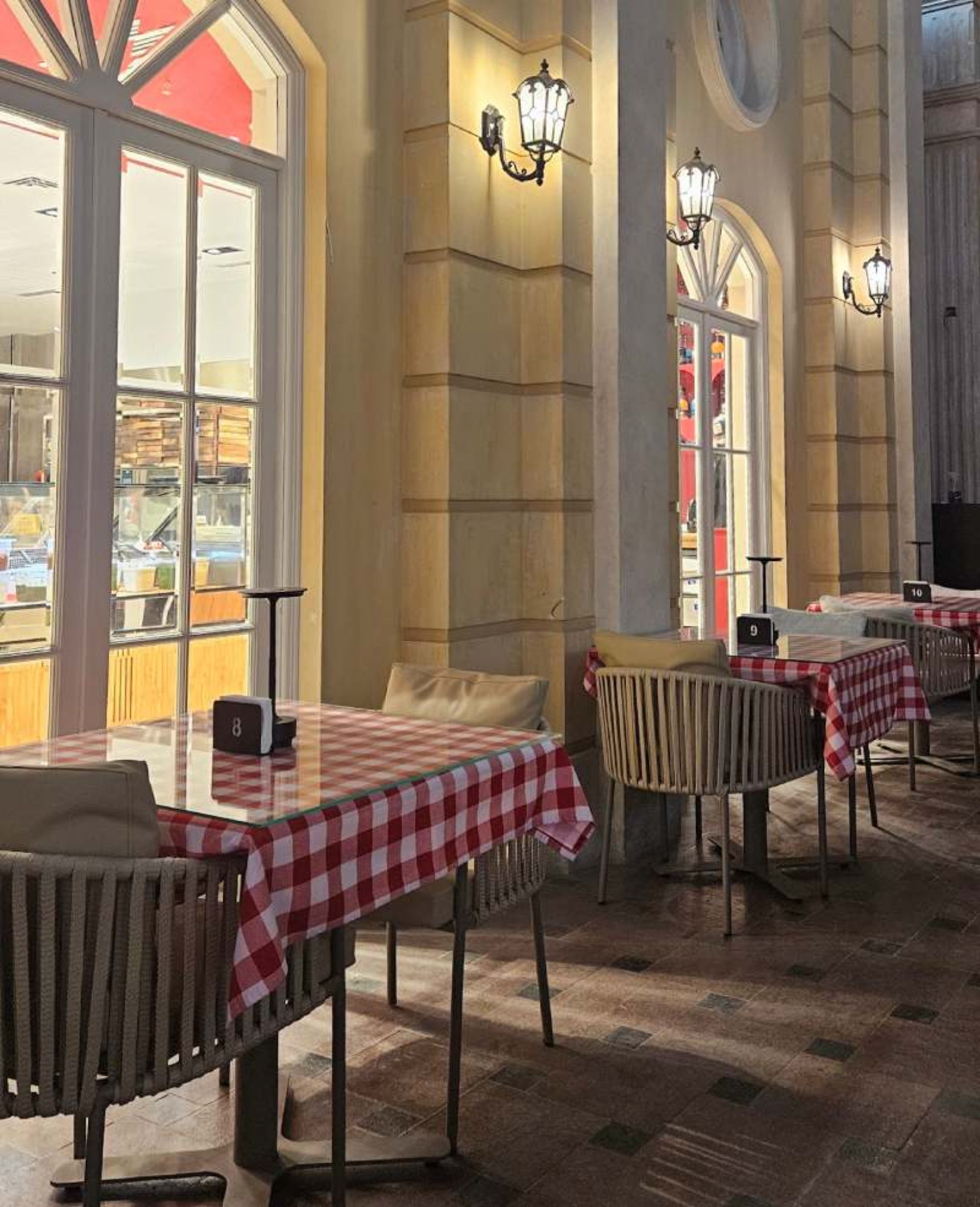 Tables and chairs in Food Plaza Iran Mall