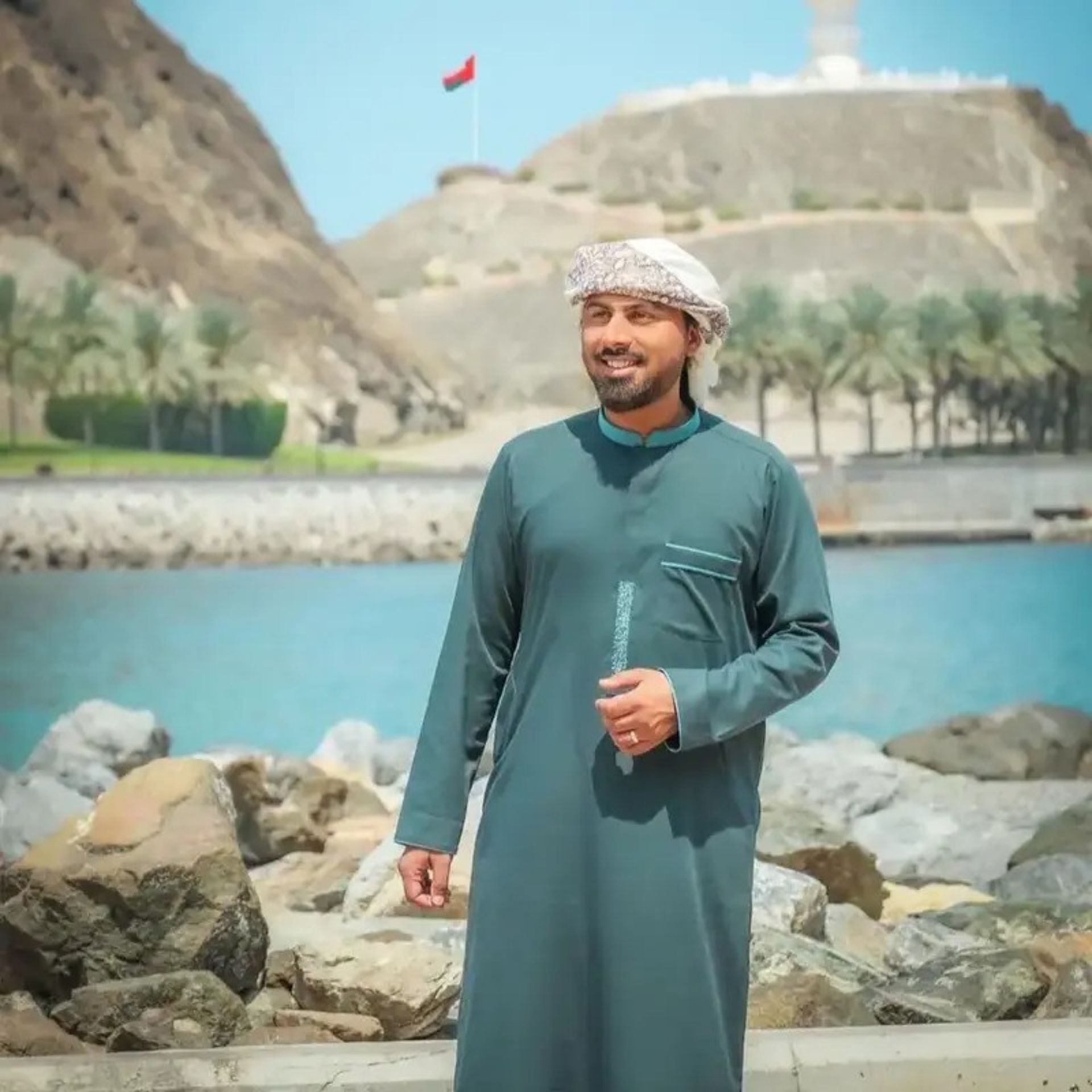 Blue Dashashe, local costume of Najaf