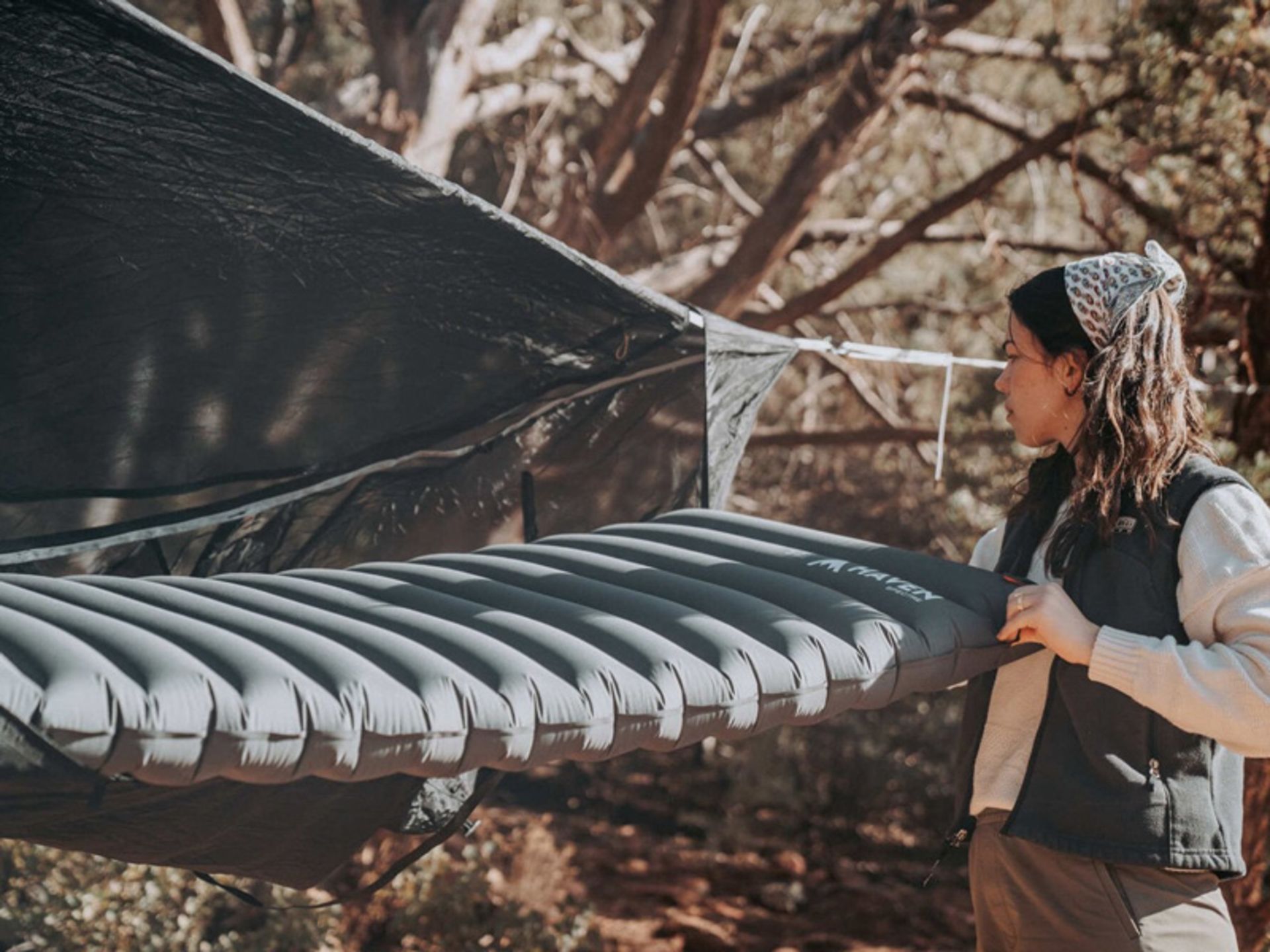 Specter hanging tent setup