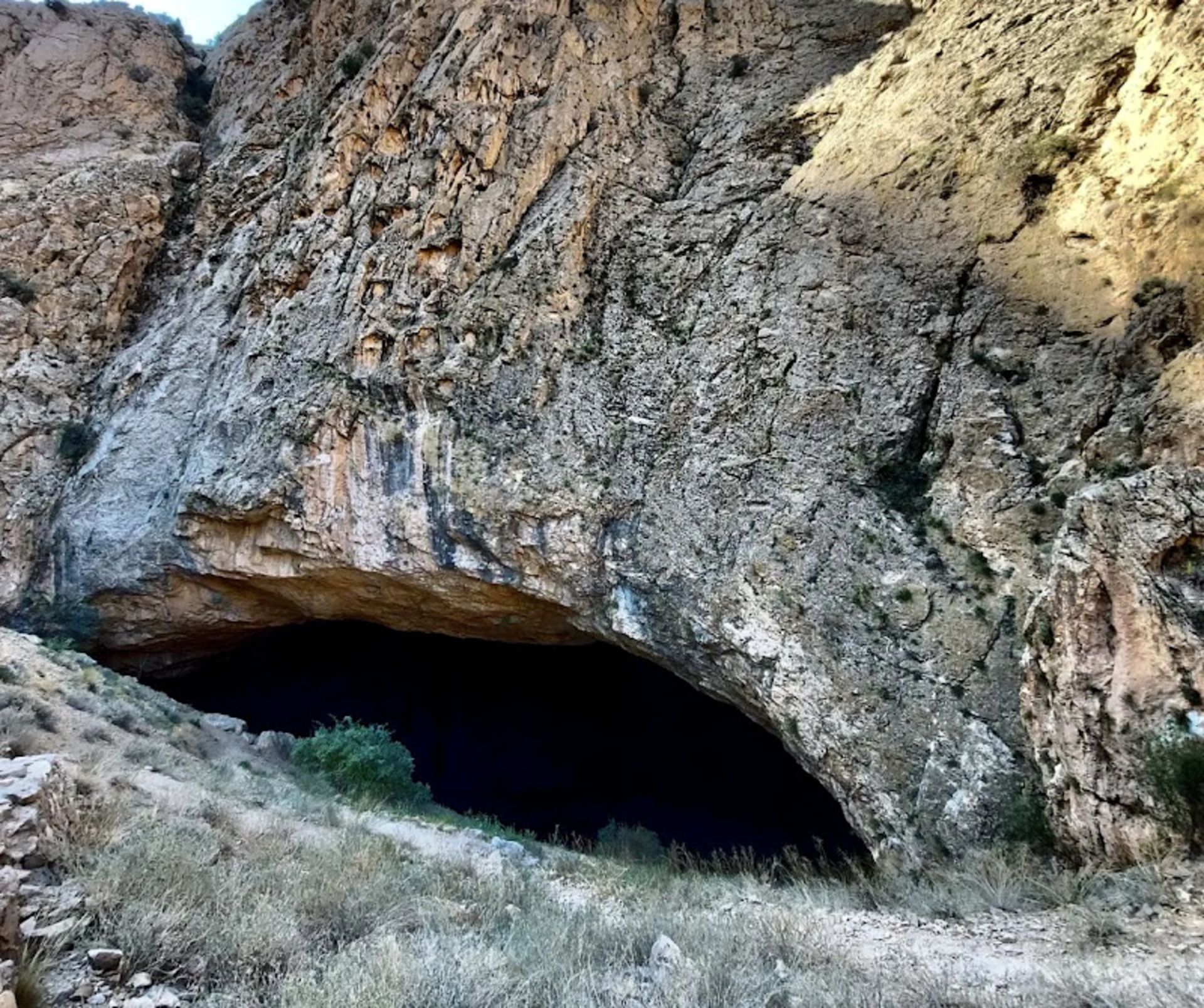 The entrance to Rudafshan Cave in Rudafshan village
