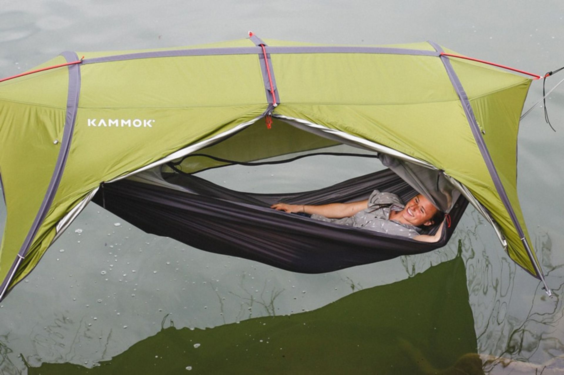 Resting in a tent and sundae on the river