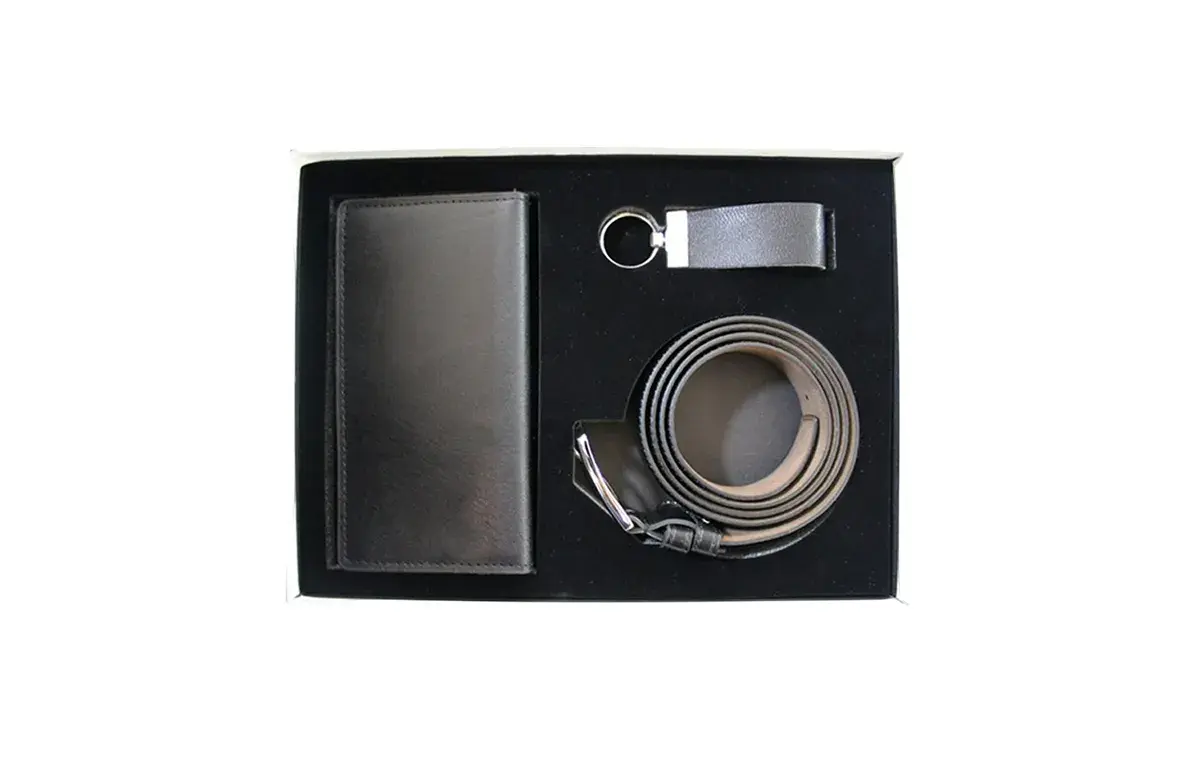 Ara leather gift set