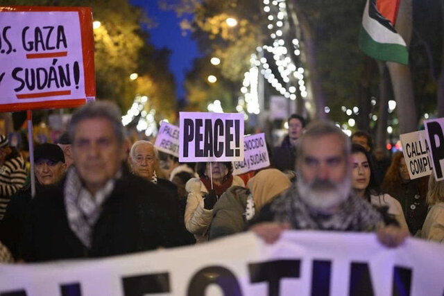 Solidarity marches with the Palestinian people around the world