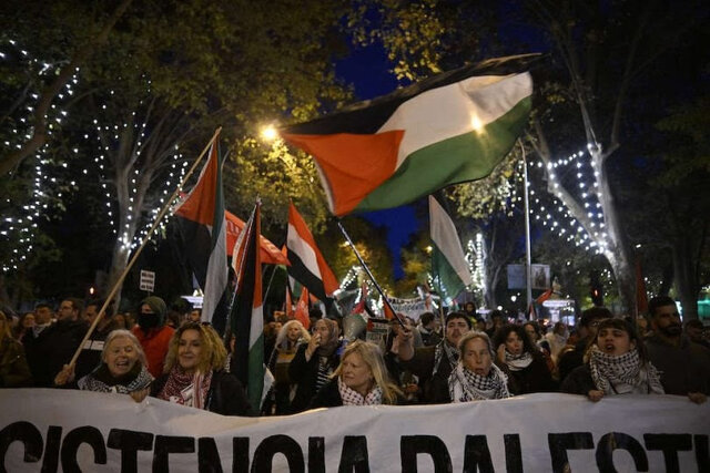 Solidarity marches with the Palestinian people around the world