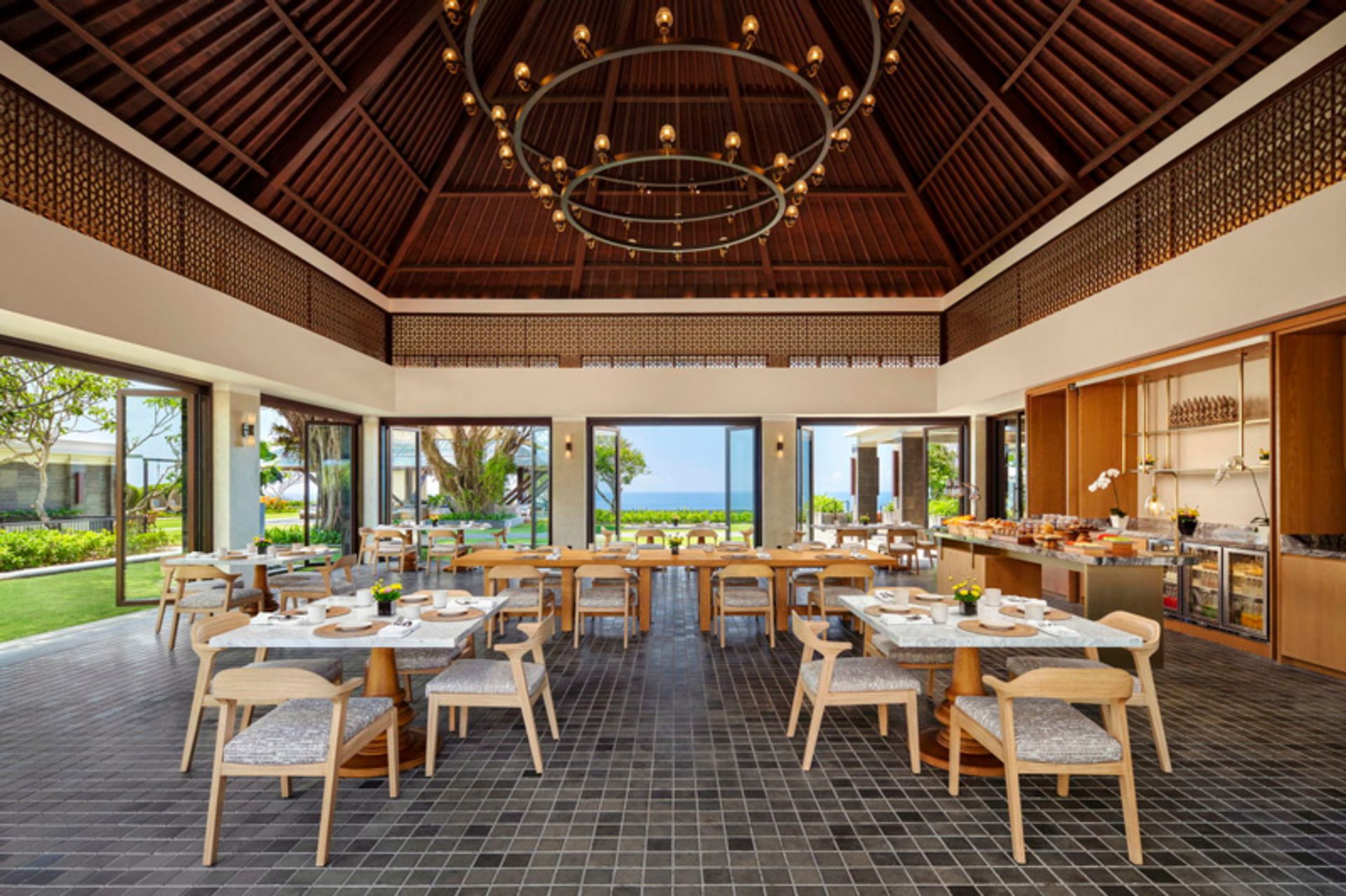 Umana Hotel Restaurant in Bali
