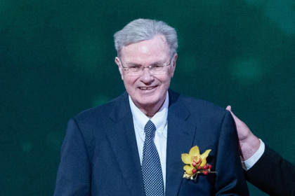 From Germany to China: A Shaw Prize Winner's Narrative of Scientific Migration