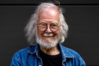 Mamdani is forced to adjust his political program/ no Republican has Trump's charisma