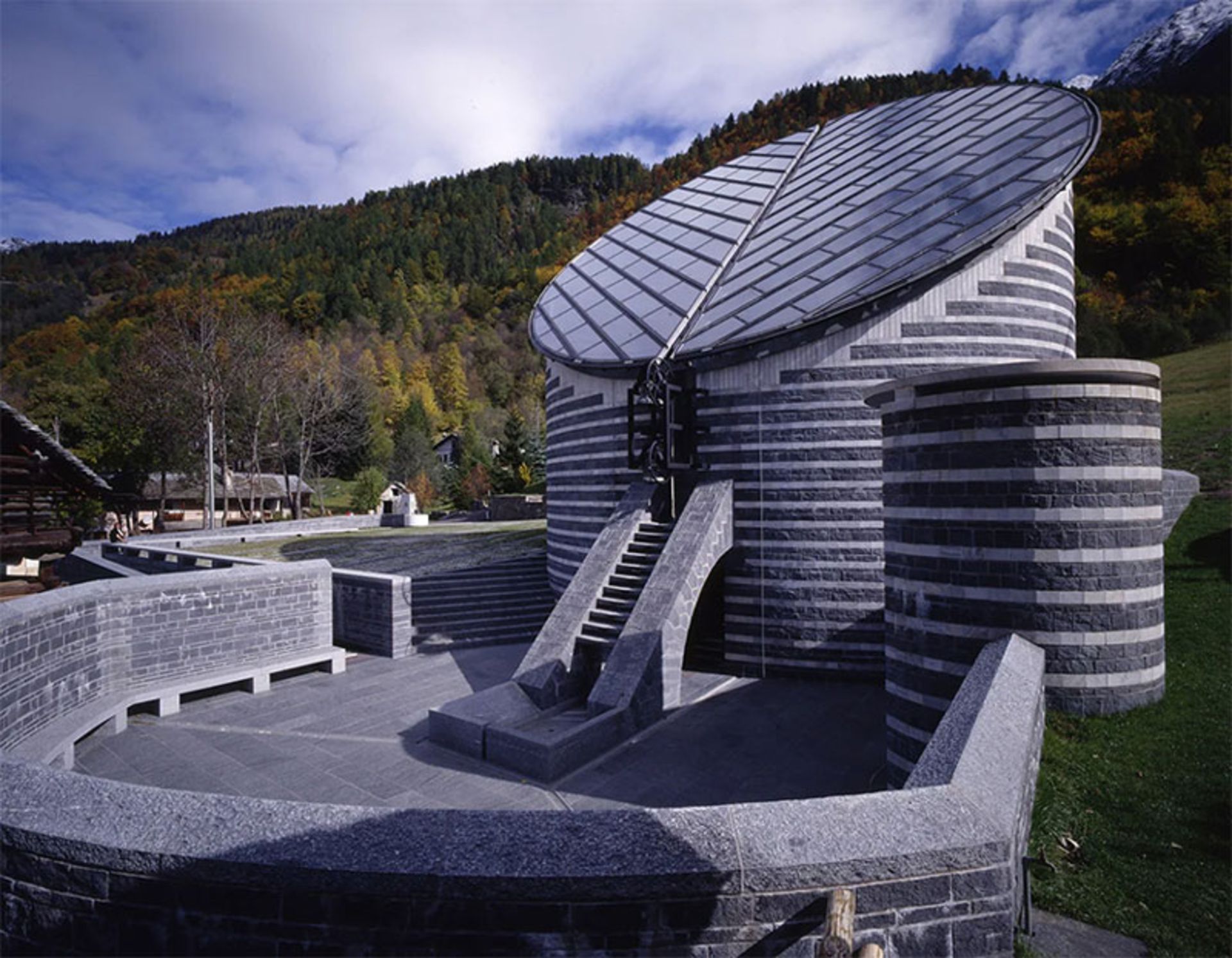 Exterior of Mugno Chapel