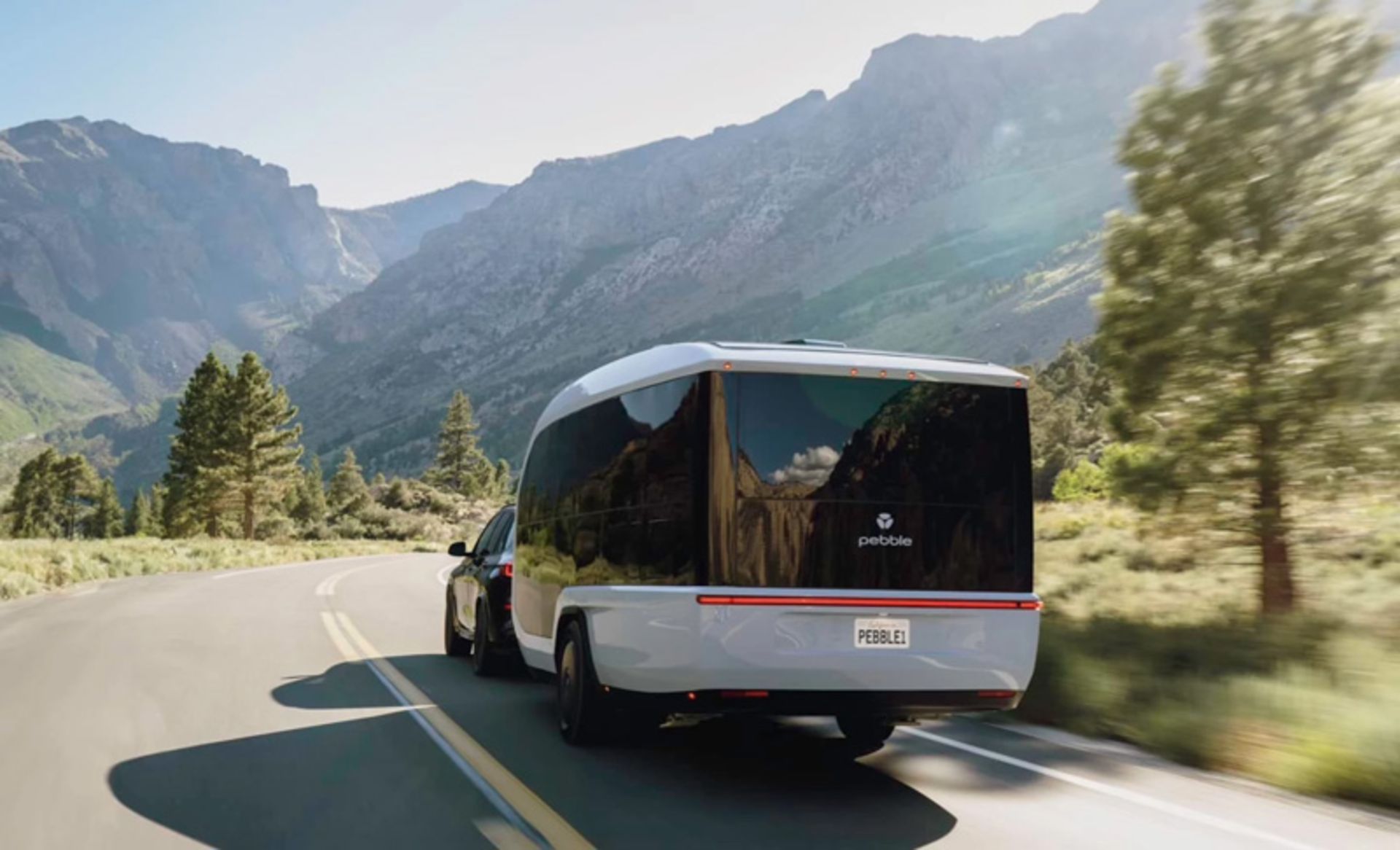 Pebble flow convoy on the road